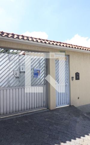Casa à venda com 140m², 2 quartos e 5 vagasFachada