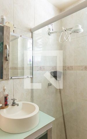 Apartamento à venda com 65m², 2 quartos e sem vagaBanheiro