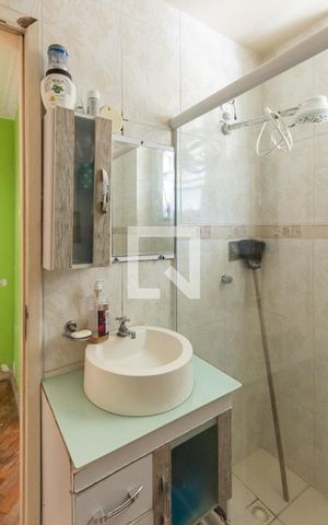 Apartamento à venda com 65m², 2 quartos e sem vagaBanheiro