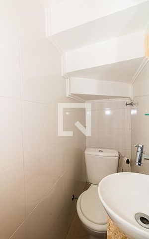 Casa à venda com 140m², 2 quartos e 1 vaga Casa à venda com 140m², 2 quartos e 1 vagaLavabo