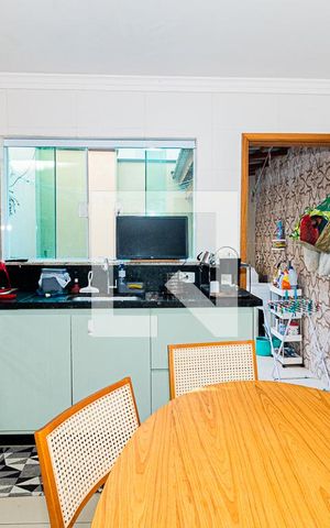Casa à venda com 140m², 2 quartos e 1 vaga Casa à venda com 140m², 2 quartos e 1 vagaCozinha