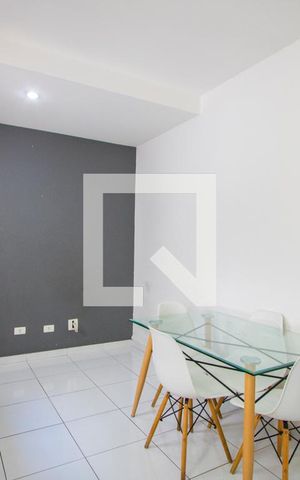 Apartamento à venda com 80m², 2 quartos e 1 vaga Apartamento à venda com 80m², 2 quartos e 1 vagaSala/Cozinha