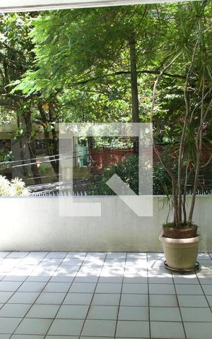Casa à venda com 1330m², 3 quartos e 3 vagas Casa à venda com 1330m², 3 quartos e 3 vagasQuarto vista