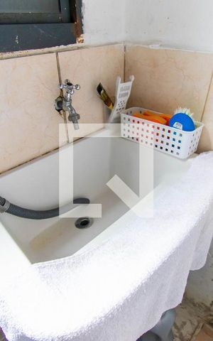 Casa à venda com 230m², 3 quartos e 3 vagas Casa à venda com 230m², 3 quartos e 3 vagasÁrea de Serviço