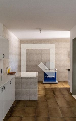 Casa para alugar com 395m², 7 quartos e 4 vagasCozinha 1