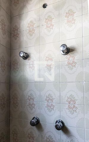 Casa para alugar com 395m², 7 quartos e 4 vagasBanheiro 2