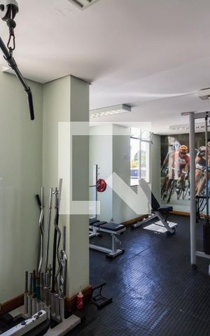 Apartamento à venda com 47m², 2 quartos e 1 vaga Apartamento à venda com 47m², 2 quartos e 1 vagaÁrea Comum - Academia