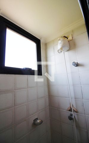 Apartamento para alugar com 56m², 2 quartos e 1 vaga Apartamento para alugar com 56m², 2 quartos e 1 vagaBanheiro