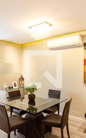 Casa para alugar com 196m², 3 quartos e 2 vagas Casa para alugar com 196m², 3 quartos e 2 vagasSala de Jantar