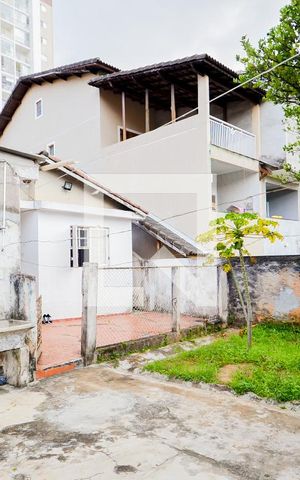 Casa à venda com 143m², 3 quartos e 3 vagasQuintal