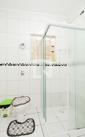 Casa à venda com 143m², 3 quartos e 3 vagasBanheiro Social