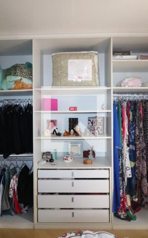Apartamento para alugar com 130m², 2 quartos e 3 vagasCloset do Quarto 2
