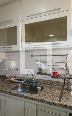Apartamento para alugar com 130m², 2 quartos e 3 vagasCozinha