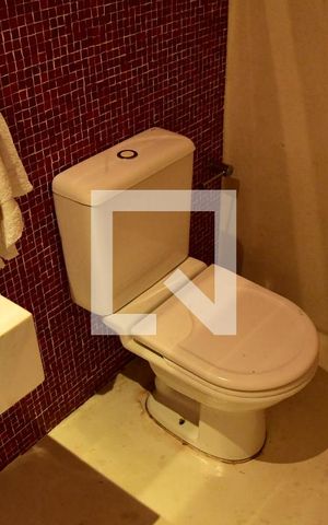 Casa de condomínio para alugar com 430m², 3 quartos e 4 vagasLavabo