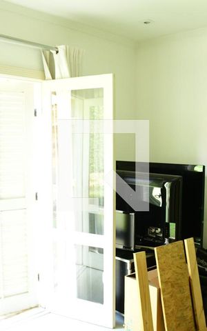 Casa de condomínio para alugar com 430m², 3 quartos e 4 vagasSuíte 1