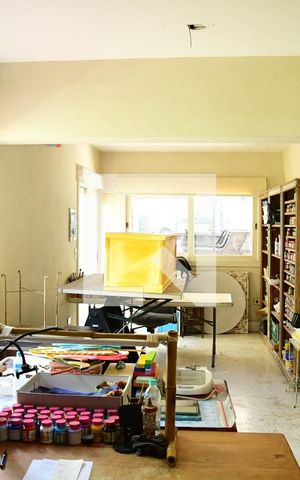 Casa de condomínio para alugar com 430m², 3 quartos e 4 vagasSala