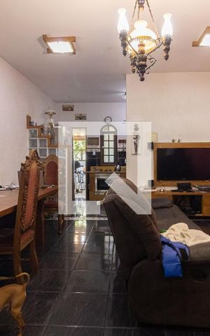 Casa para alugar com 1200m², 1 quarto e 10 vagas Casa para alugar com 1200m², 1 quarto e 10 vagasSala