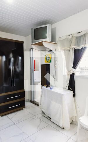 Casa à venda com 250m², 6 quartos e 2 vagas Casa à venda com 250m², 6 quartos e 2 vagasSuíte 7
