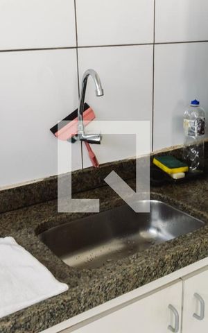 Casa à venda com 250m², 6 quartos e 2 vagas Casa à venda com 250m², 6 quartos e 2 vagasCozinha Pia