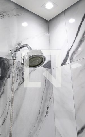 Apartamento à venda com 201m², 3 quartos e 3 vagasBanheiro