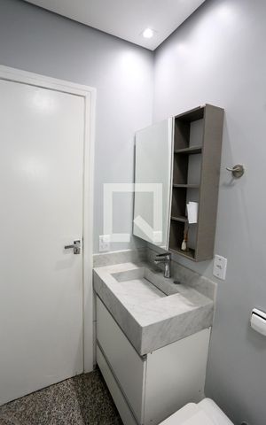 Apartamento à venda com 201m², 3 quartos e 3 vagasBanheiro