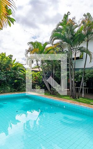 Casa para alugar com 600m², 3 quartos e 4 vagas Casa para alugar com 600m², 3 quartos e 4 vagasQuintal - Fundos