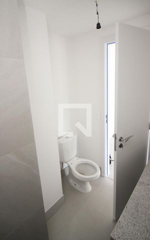 Studio à venda com 25m², 1 quarto e 1 vaga Studio à venda com 25m², 1 quarto e 1 vagaBanheiro