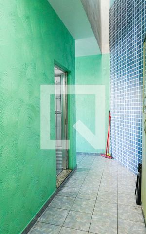 Casa à venda com 198m², 4 quartos e 2 vagas Casa à venda com 198m², 4 quartos e 2 vagasQuintal Térreo