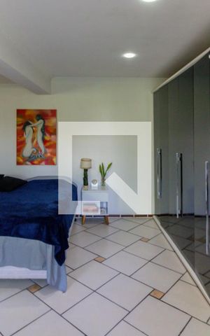 Casa à venda com 200m², 4 quartos e 2 vagas Casa à venda com 200m², 4 quartos e 2 vagasSuite 2