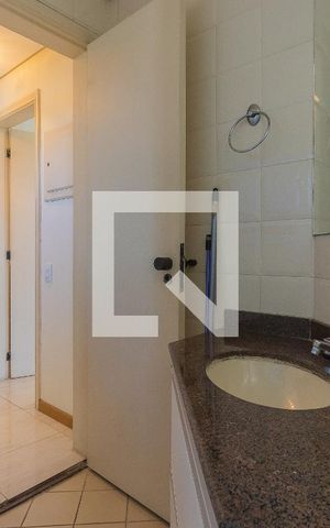 Studio para alugar com 55m², 1 quarto e 1 vaga Studio para alugar com 55m², 1 quarto e 1 vagaBanheiro Social