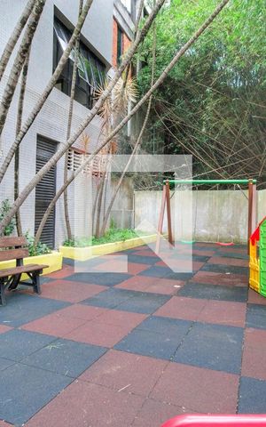 Apartamento à venda com 324m², 4 quartos e 3 vagasÁrea Comum - Playground