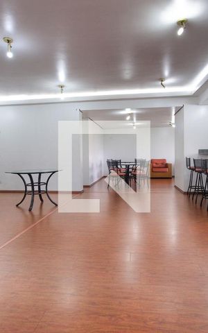 Apartamento à venda com 324m², 4 quartos e 3 vagasÁrea comum - Salão de festas 1