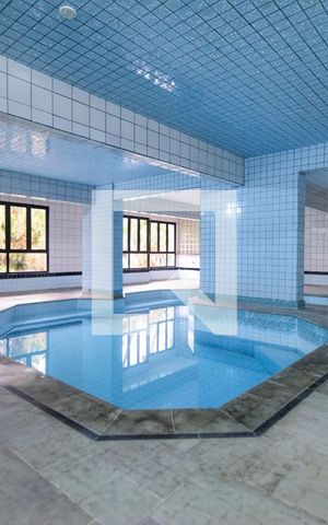 Apartamento à venda com 324m², 4 quartos e 3 vagasÁrea comum - Piscina aquecida