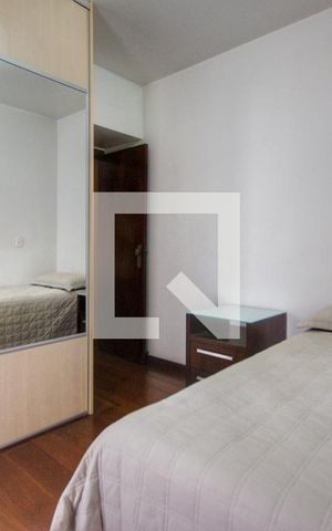 Apartamento à venda com 324m², 4 quartos e 3 vagasQuarto 4