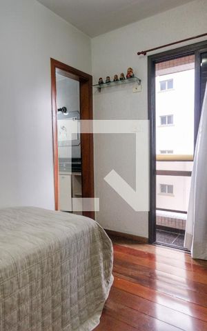 Apartamento à venda com 324m², 4 quartos e 3 vagasQuarto 4