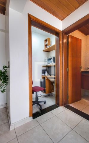 Apartamento à venda com 324m², 4 quartos e 3 vagasCobertura