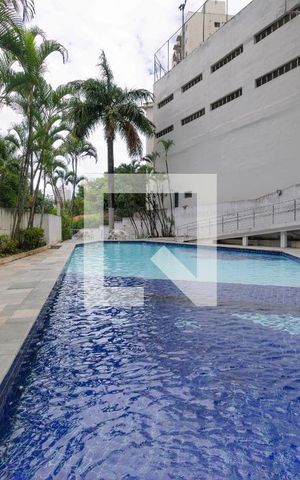 Apartamento à venda com 324m², 4 quartos e 3 vagasÁrea comum - Piscina