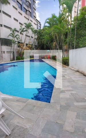 Apartamento à venda com 324m², 4 quartos e 3 vagasÁrea comum - Piscina