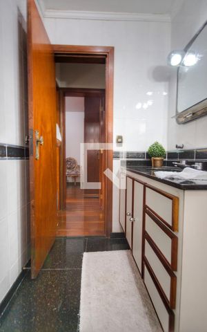 Apartamento à venda com 324m², 4 quartos e 3 vagasBanheiro