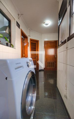 Apartamento à venda com 324m², 4 quartos e 3 vagasÁrea de Serviço