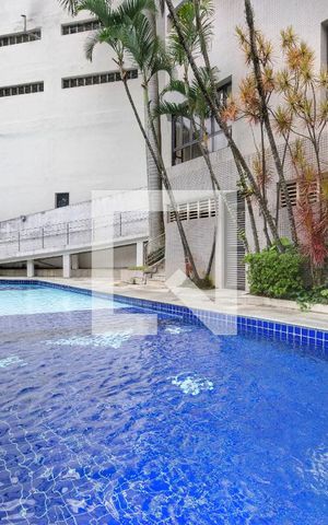Apartamento à venda com 324m², 4 quartos e 3 vagasÁrea comum - Piscina