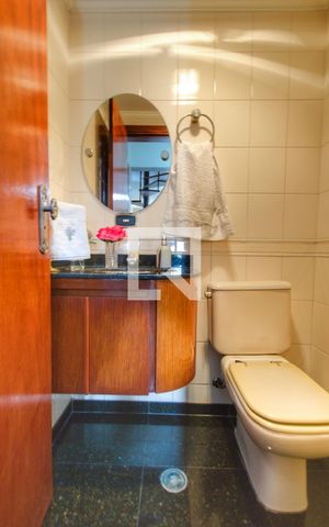 Apartamento à venda com 324m², 4 quartos e 3 vagasLavabo