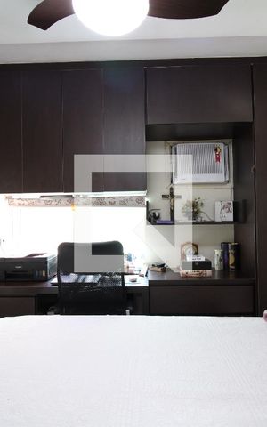 Apartamento à venda com 55m², 2 quartos e 1 vagaQuarto 02