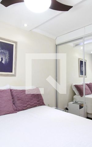 Apartamento à venda com 55m², 2 quartos e 1 vagaQuarto 02