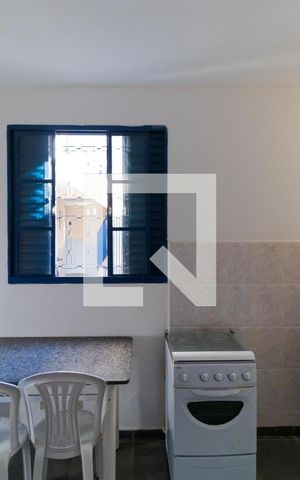 Studio para alugar com 25m², 1 quarto e sem vaga Studio para alugar com 25m², 1 quarto e sem vagaKitnet