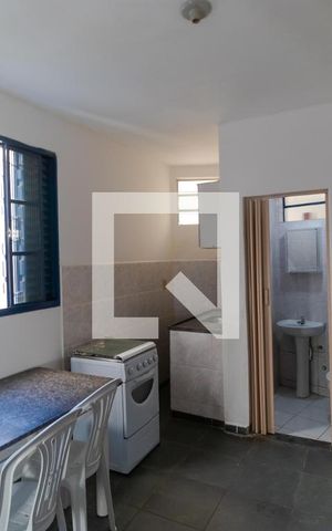 Studio para alugar com 25m², 1 quarto e sem vaga Studio para alugar com 25m², 1 quarto e sem vagaKitnet