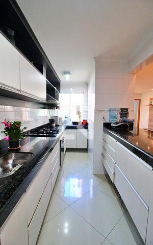 Apartamento à venda com 166m², 3 quartos e 3 vagasCozinha
