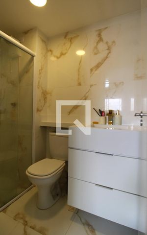 Studio à venda com 29m², 1 quarto e sem vagaDetalhe do banheiro da suíte 