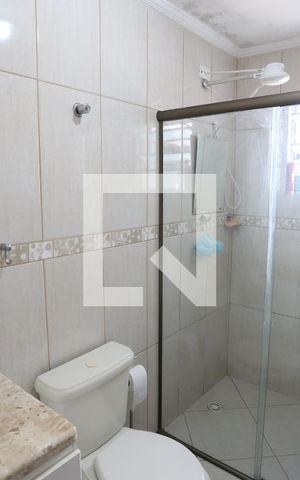 Casa à venda com 400m², 3 quartos e 2 vagasBanheiro da Suíte