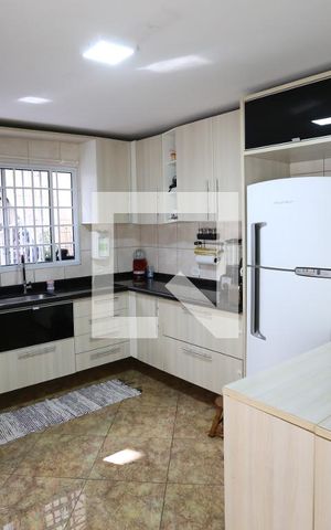 Casa à venda com 400m², 3 quartos e 2 vagasCozinha